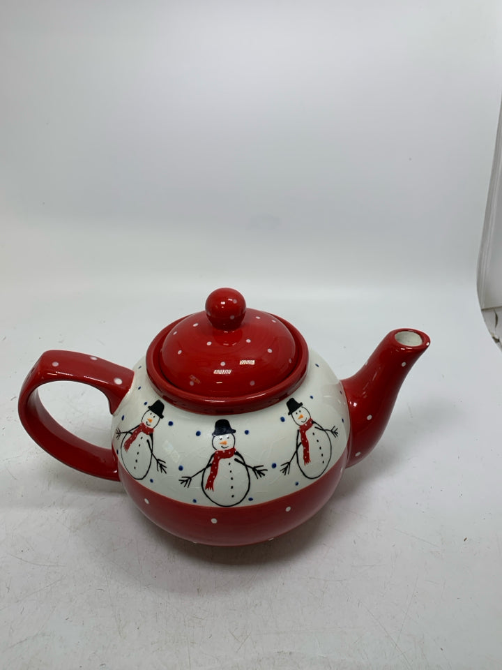 RED/WHITE POLKA DOTS ND SNOWMEN TEAPOT.