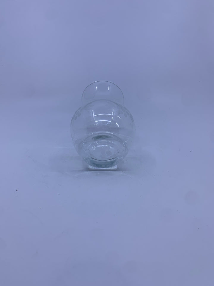 SMALL ETCHED CLEAR GLASS VASE.