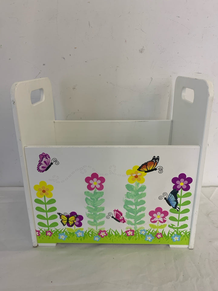 KIDS WHITE/FLOWERS BOOK BOX.