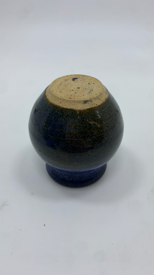 MINI BLUE GLAZE POTTERY BUD VASE.