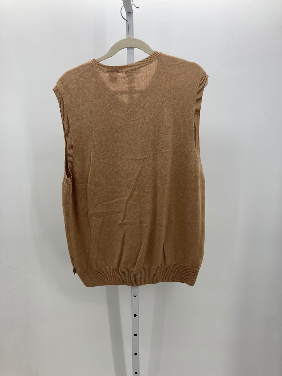 DIAMOND PATTERN SWEATER VEST