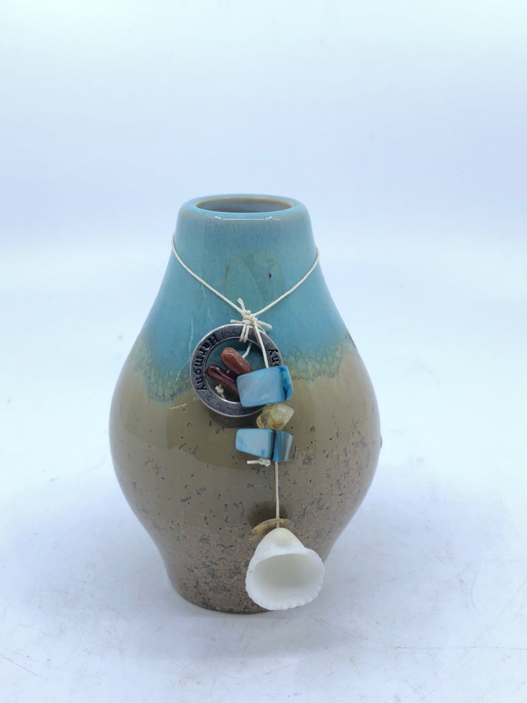 BLUE/TAN VASE W BEACH CHARMS.