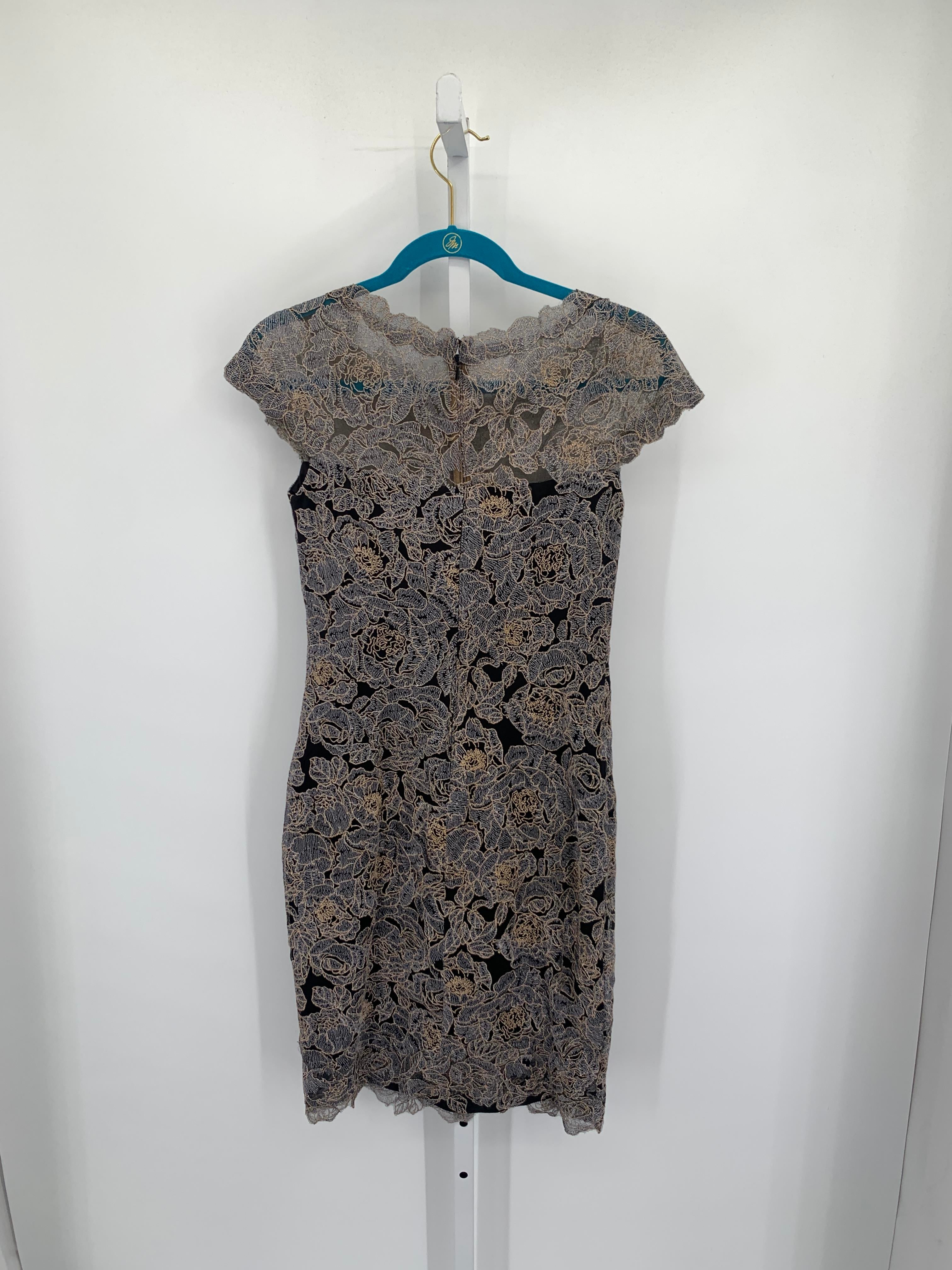 Size 2 Misses Short Sleeve Dress