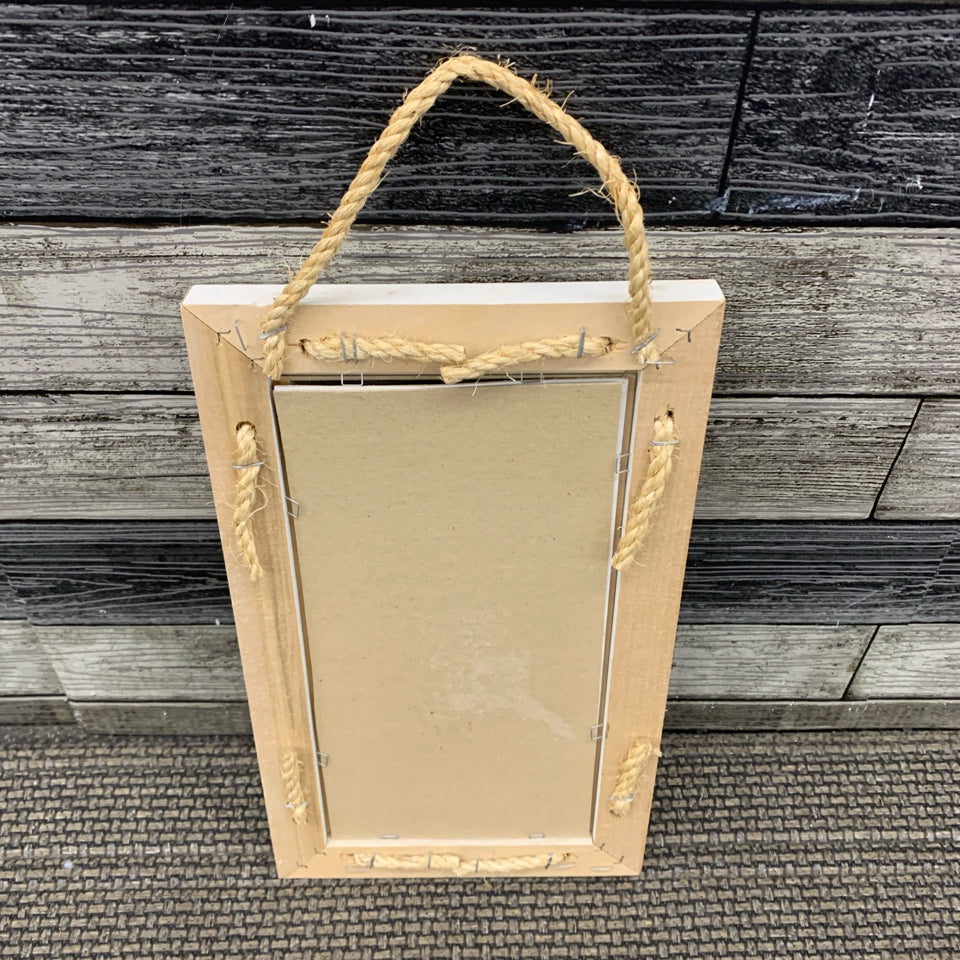 HOT AIR BALLOON PRINT IN ROPE FRAME.