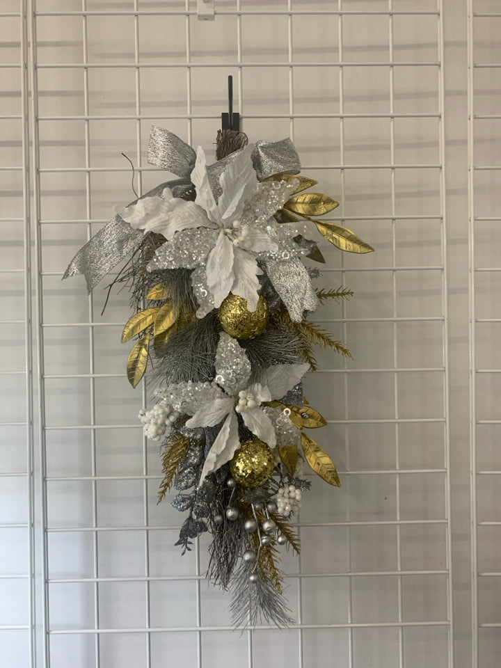 SILVER AND GOLD SPARKLE SWAG HANGING W WHITE FLORAL.