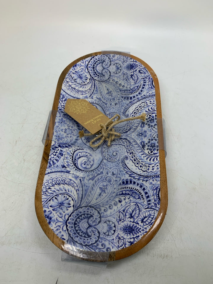 2 NIP OVAL PAISLEY WOOD PLATTERS.