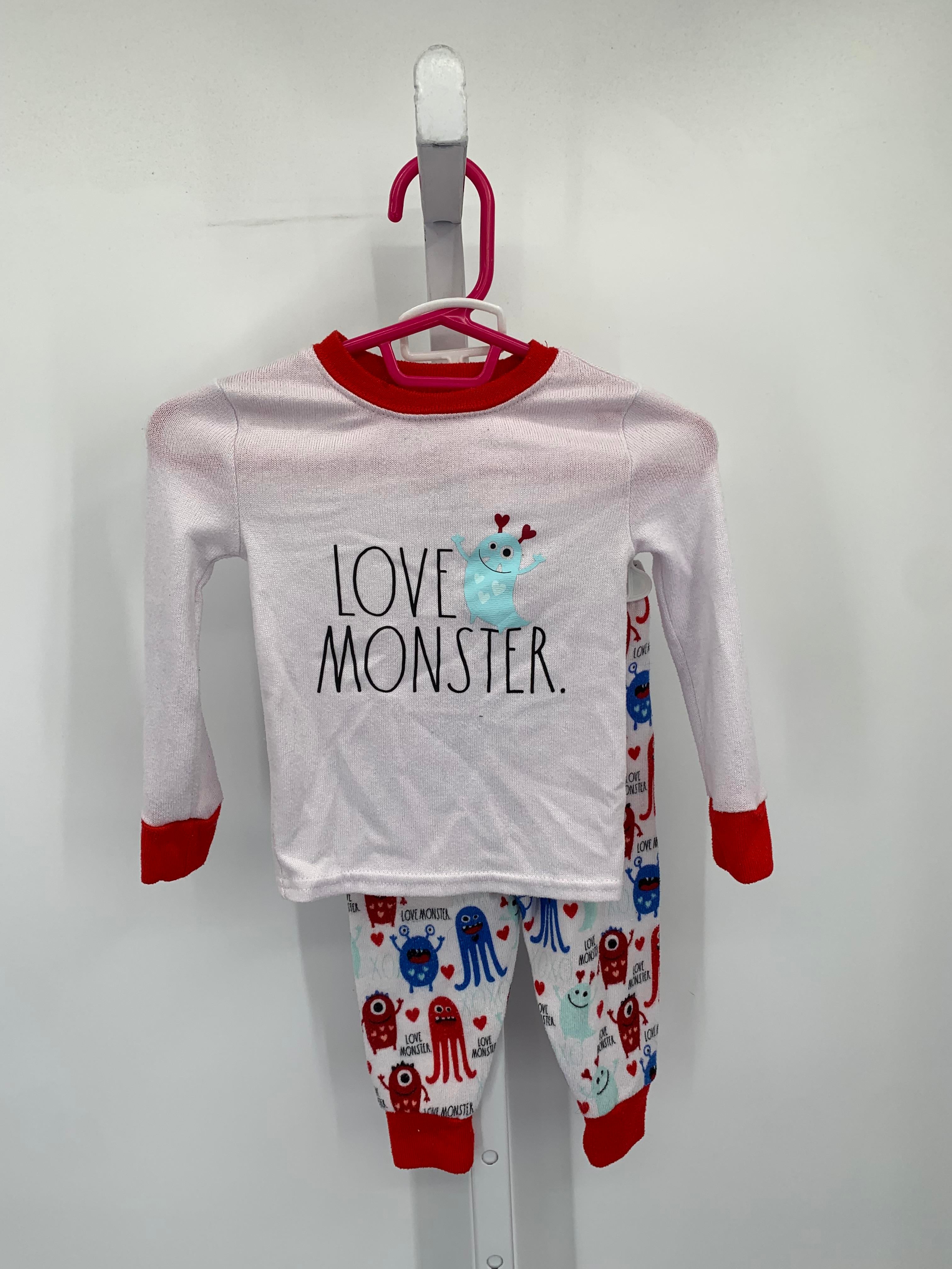 PAJAMAS LOVE MONSTER.