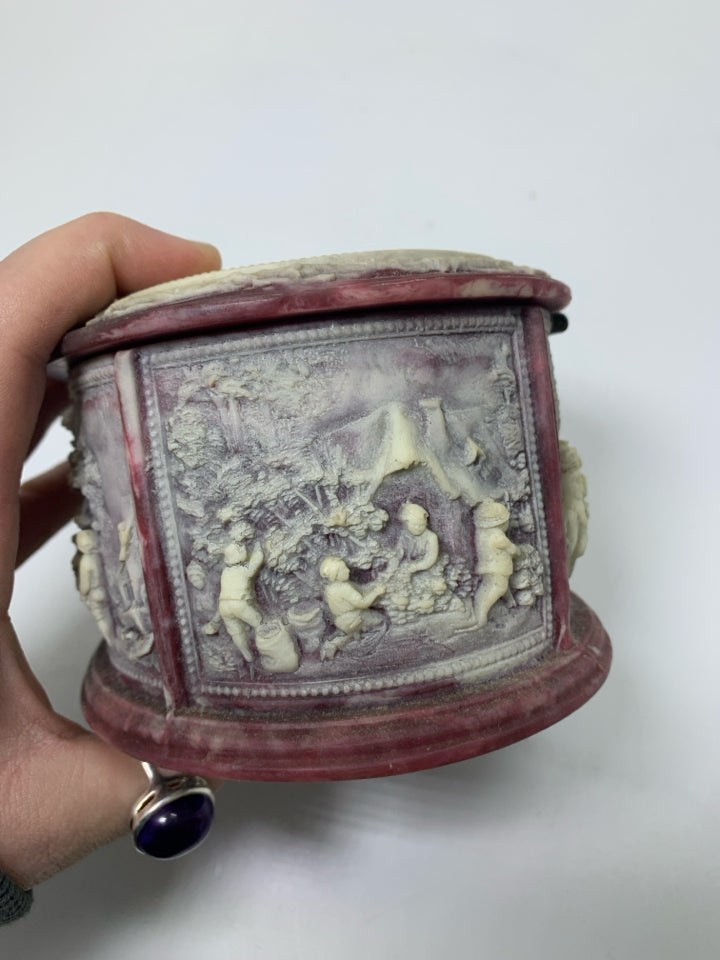 VTG INCOLAY STONE OVAL LARGE TRINKET BOX W/ CARVED VILLAGE LIFE SCENE.
