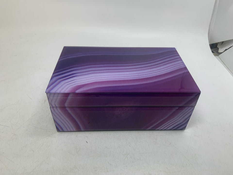 MARBLE LOOK JEWELRY BOX.