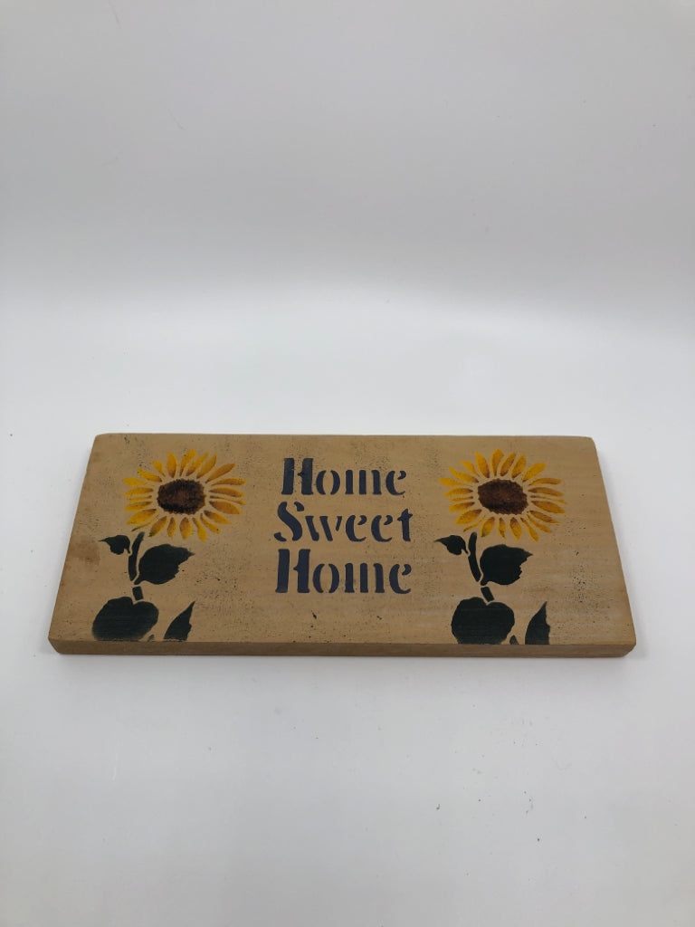 HOME SWEET HOME W/SUNFLOWERS WOOD BLOCK SIGN.