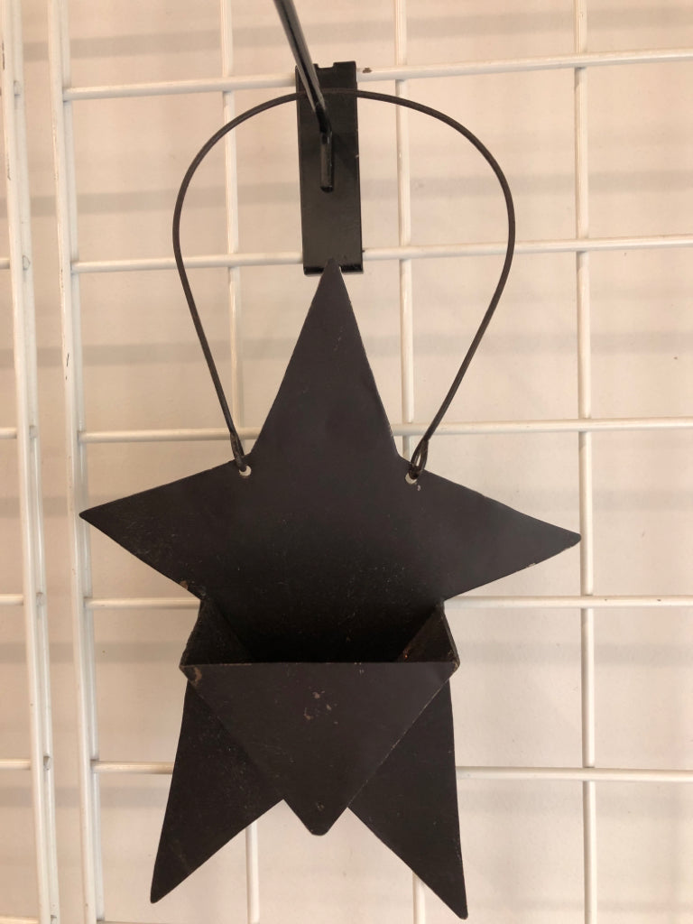 BROWN METAL STAR WALL POCKET.
