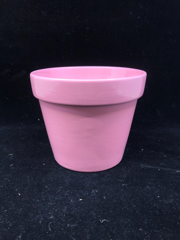 PINK PLANTER.