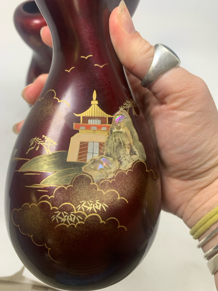 2 VTG TWISTED JAPANESE TEMPLE ON MOUNTAIN DETAILED VASES ROYAL (WKS).