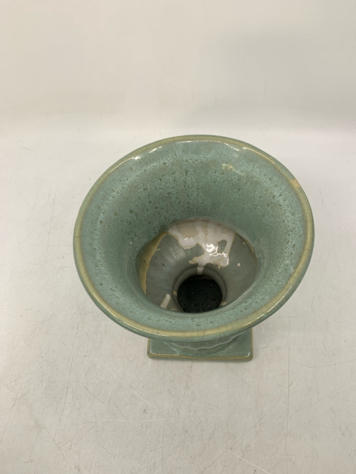 TURQUOISE COLORED URN STYLE PLANTER.