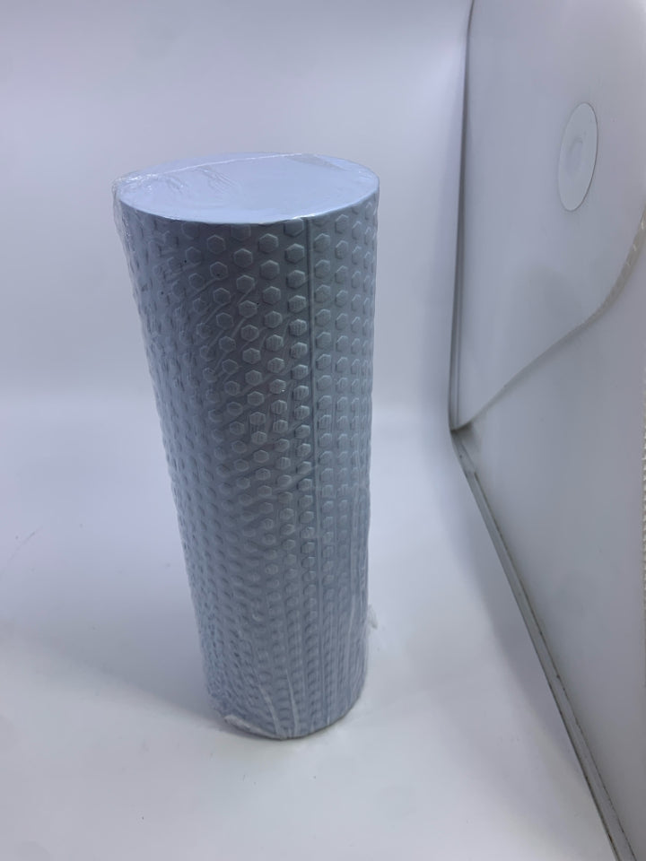 NIP LIGHT BLUE YOGA FOAM ROLLER.