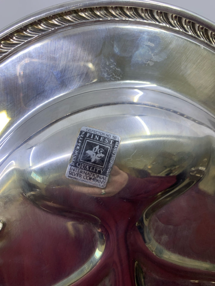 SILVER METAL FOOTED ROASTER.