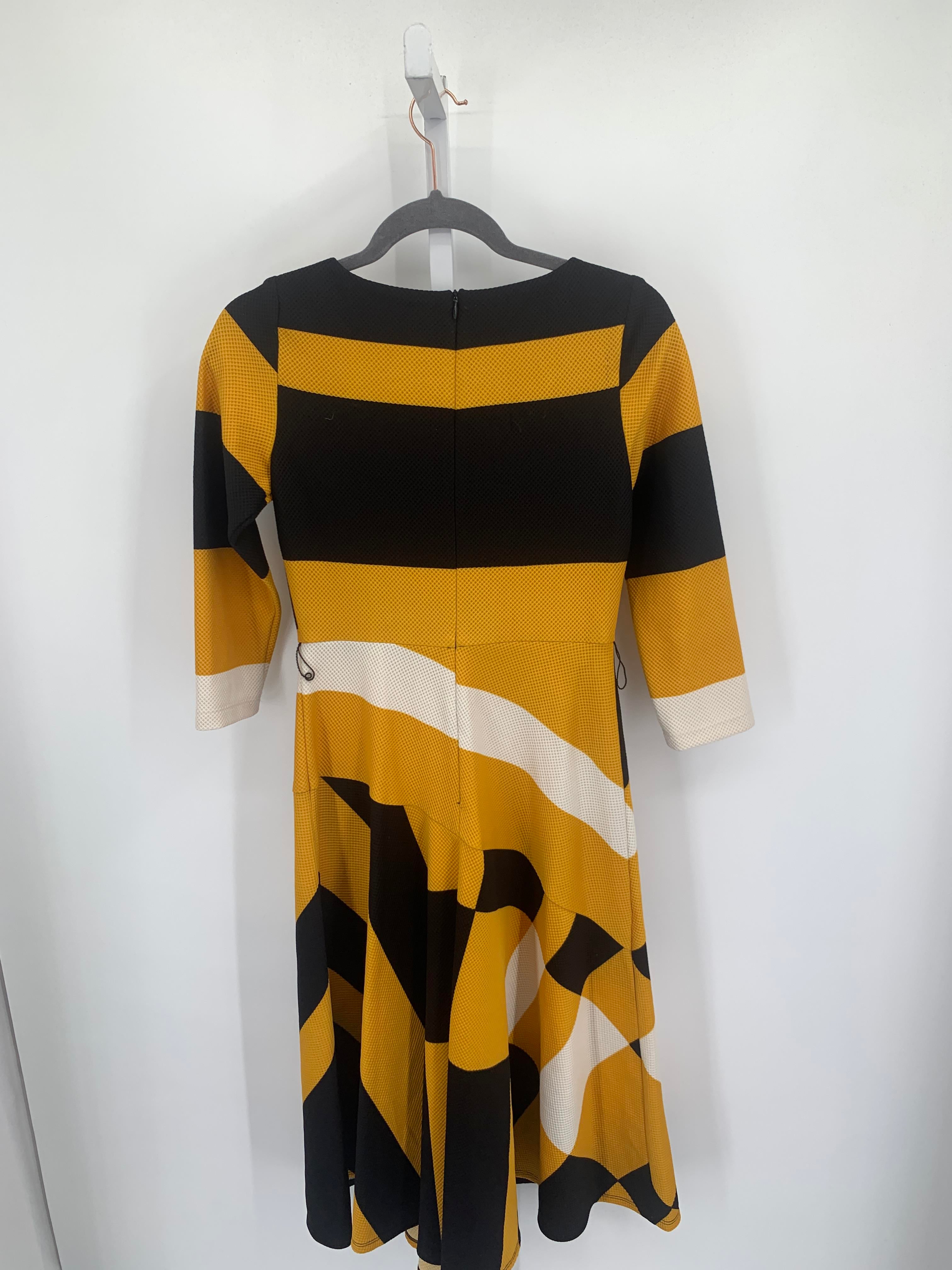 Danny & Nicole Size 4 Misses 3/4 Sleeve Dress