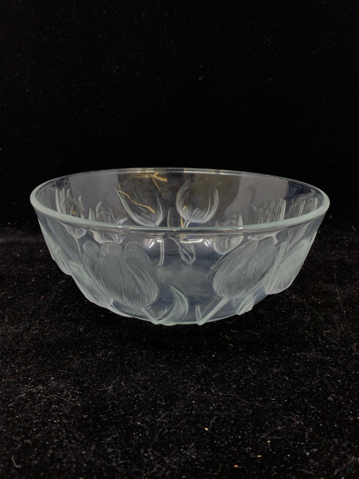 TULIP EMBOSSED CLEAR GLASS BOWL.