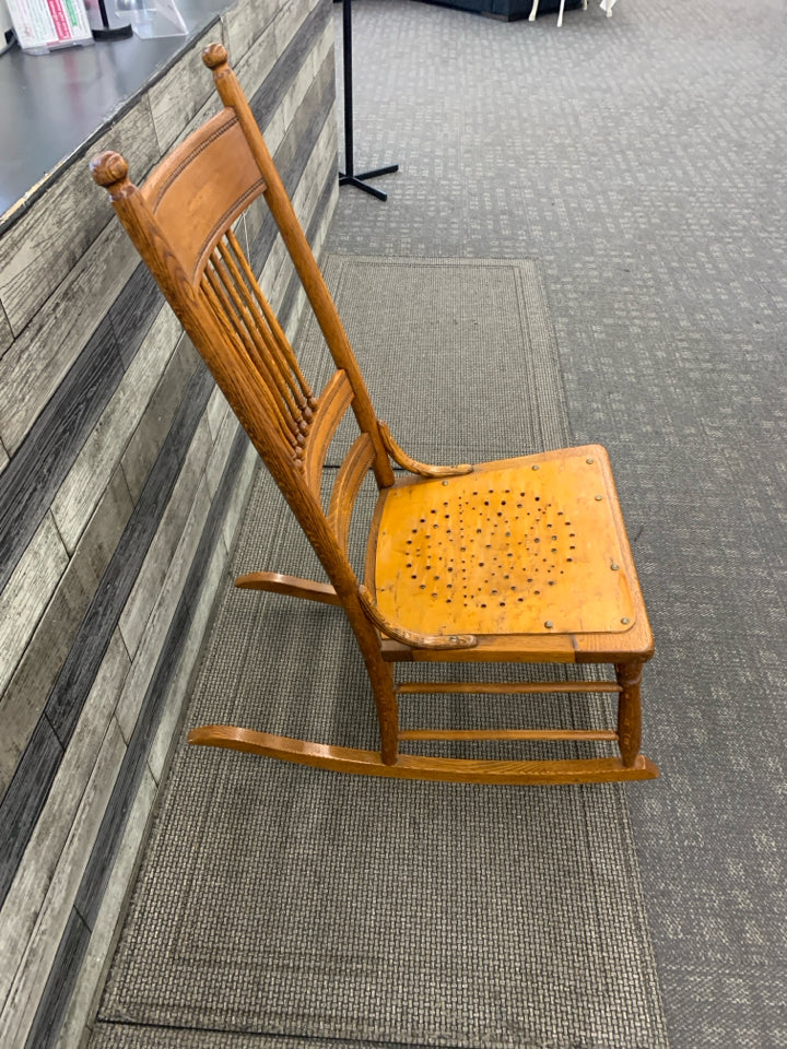 VTG WOOD ROCKING CHAIR W BEADED EDGE.