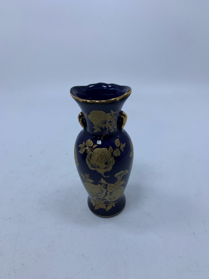 GOLDEN ROSES SMALL BUD VASE.