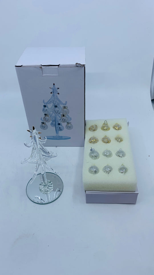 NIB LS ARTS GLASS CHRISTMAS TREE W/ ORNAMENTS.