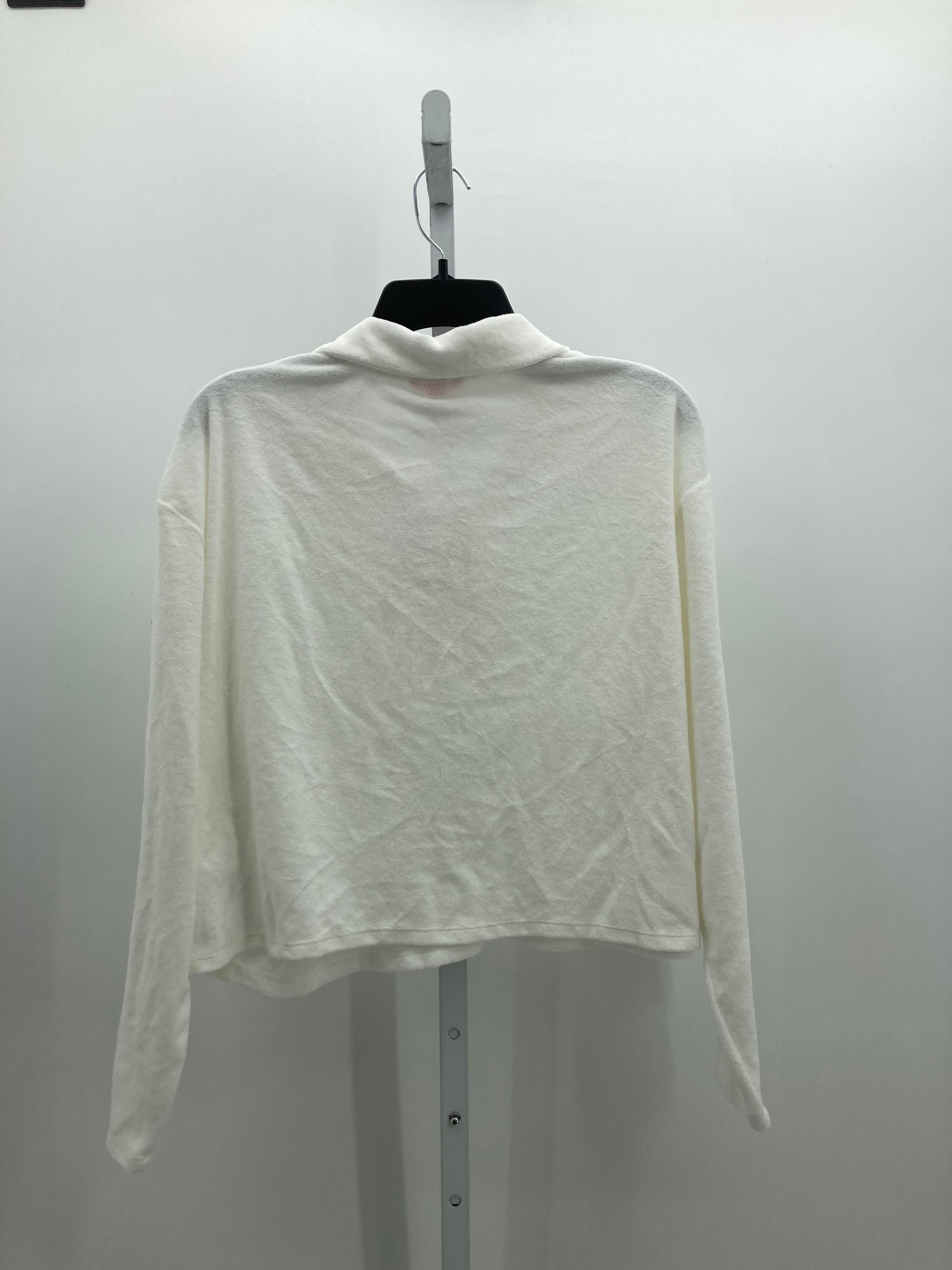 Size Extra Large Juniors Long Sleeve Shirt