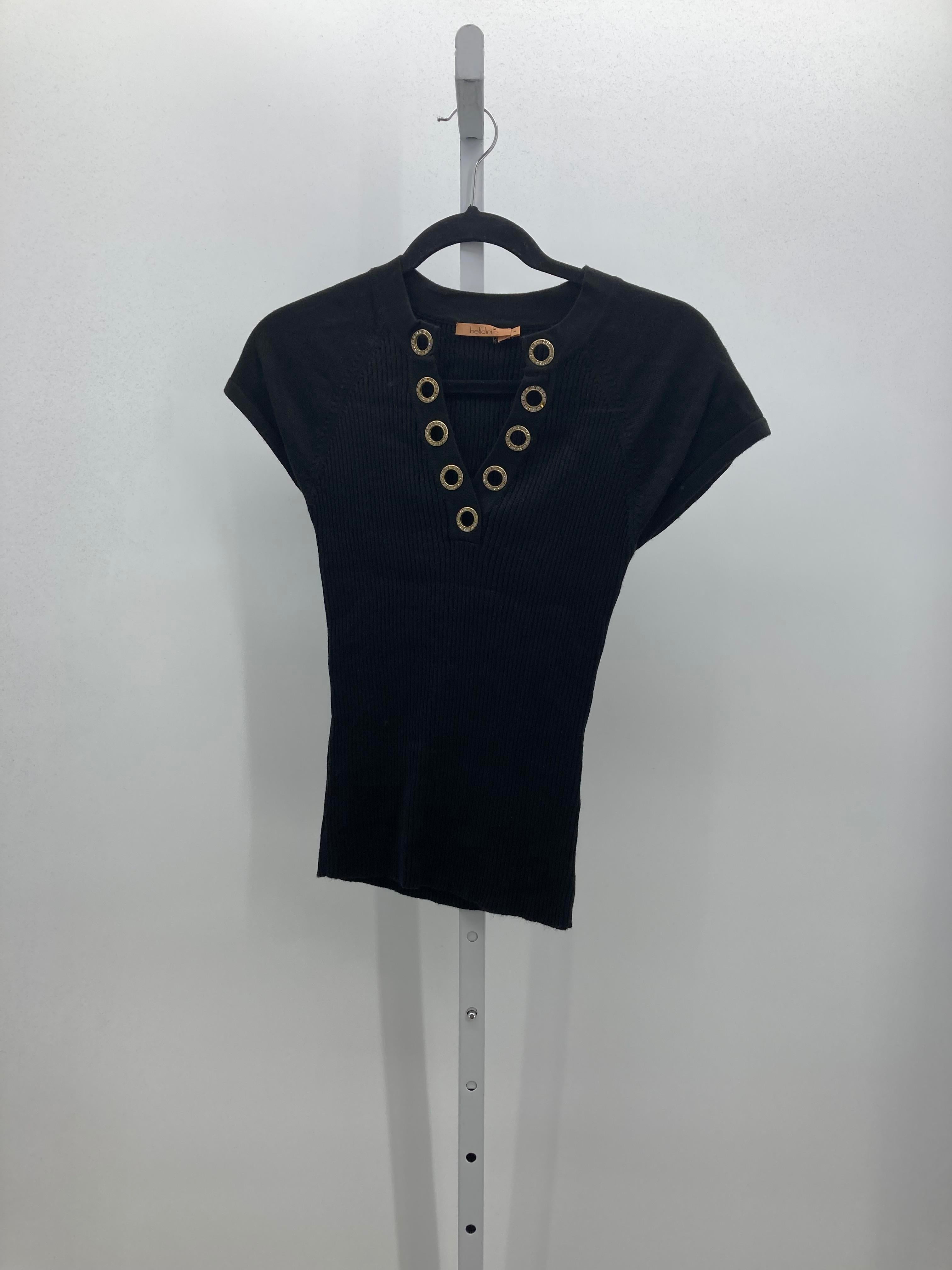 Belldini Size Medium Misses Short Sleeve Shirt