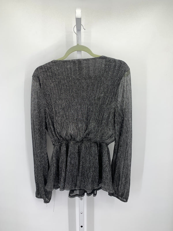 Maurices Size Medium Misses Long Sleeve Shirt