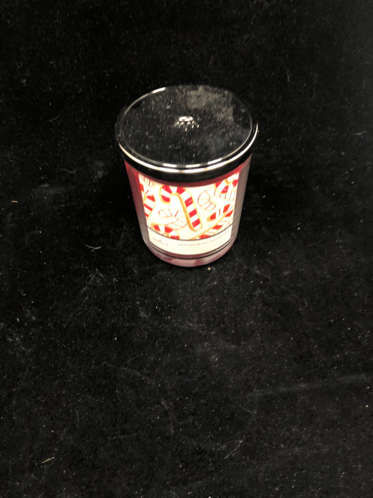 PEPPERMINT FROSTING 3 WICK CANDLE.
