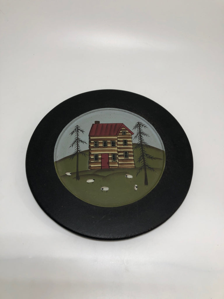 PRIMITIVE LOG CABIN WOODEN PLATE.