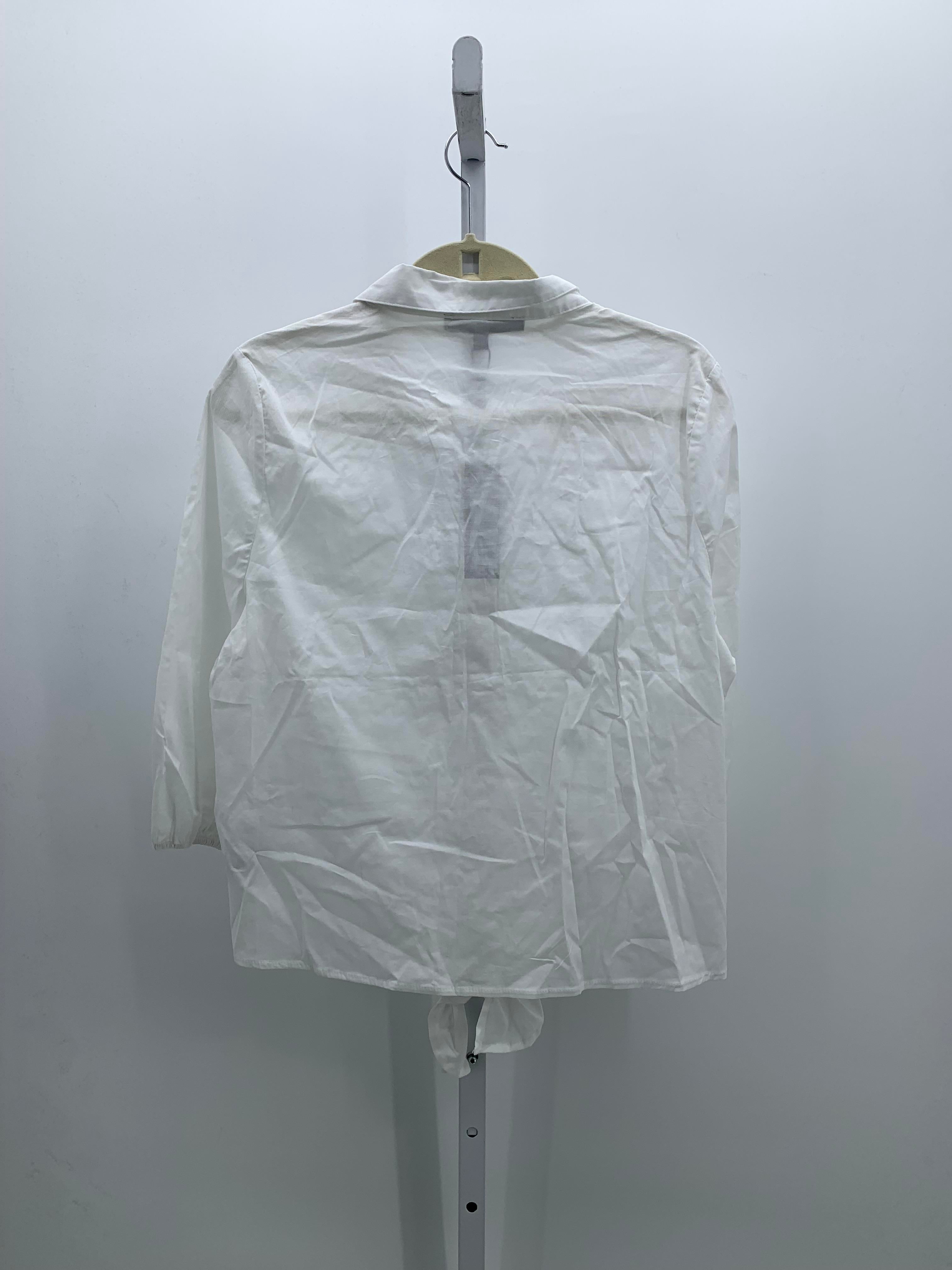 Size Extra Large Misses 3/4 Sleeve Shirt