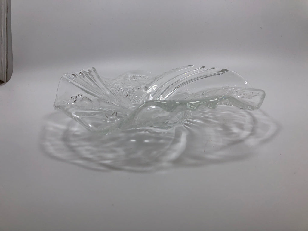 CLEAR & FROSTED CRYSTAL CHRISTMAS MEDLEY-MIKASA.