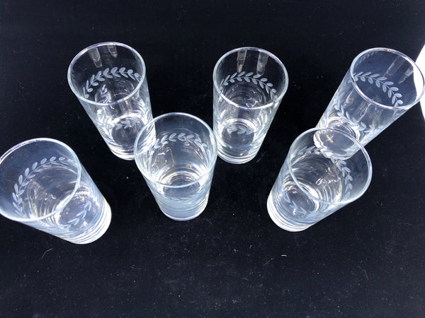 6 ETCHED LEAVES DRINKING GLASSES.