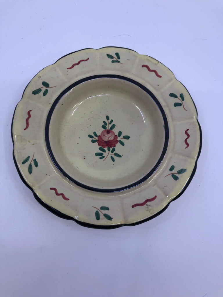 SMALL ROUND PINK FLORAL BOWL.