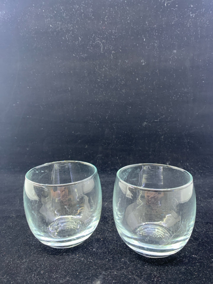 2 ROUND BRANDY GLASSES.