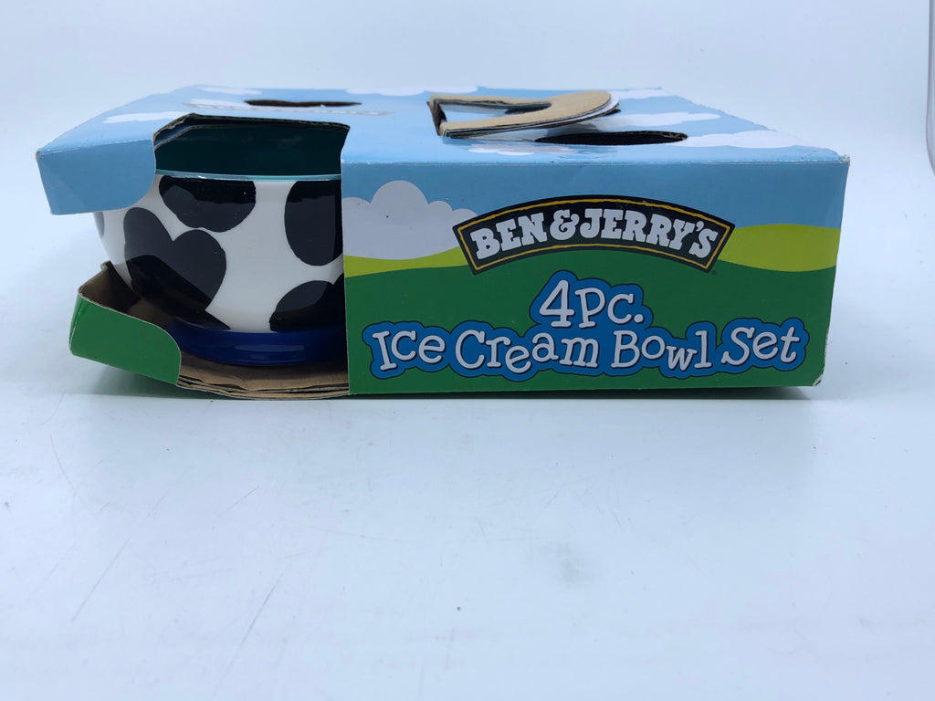 NIB BEN&JERRY'S 4 PC COLORED ICE CREAM BOWL SET.