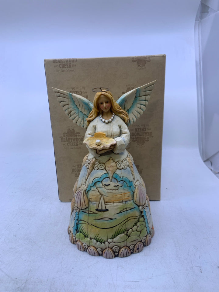 NIB SAFEKEEPER OF THE SEAS & SEASHORE ANGEL RETIRED 2003.