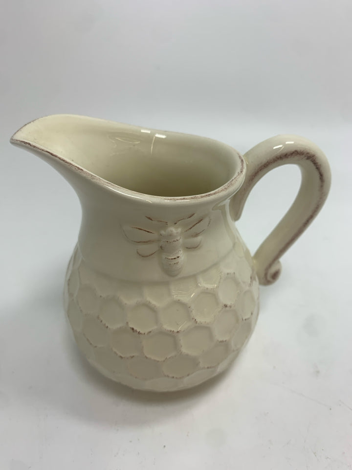 HONEYCOMB SUGAR AND CREAMER SET W/SPOON.