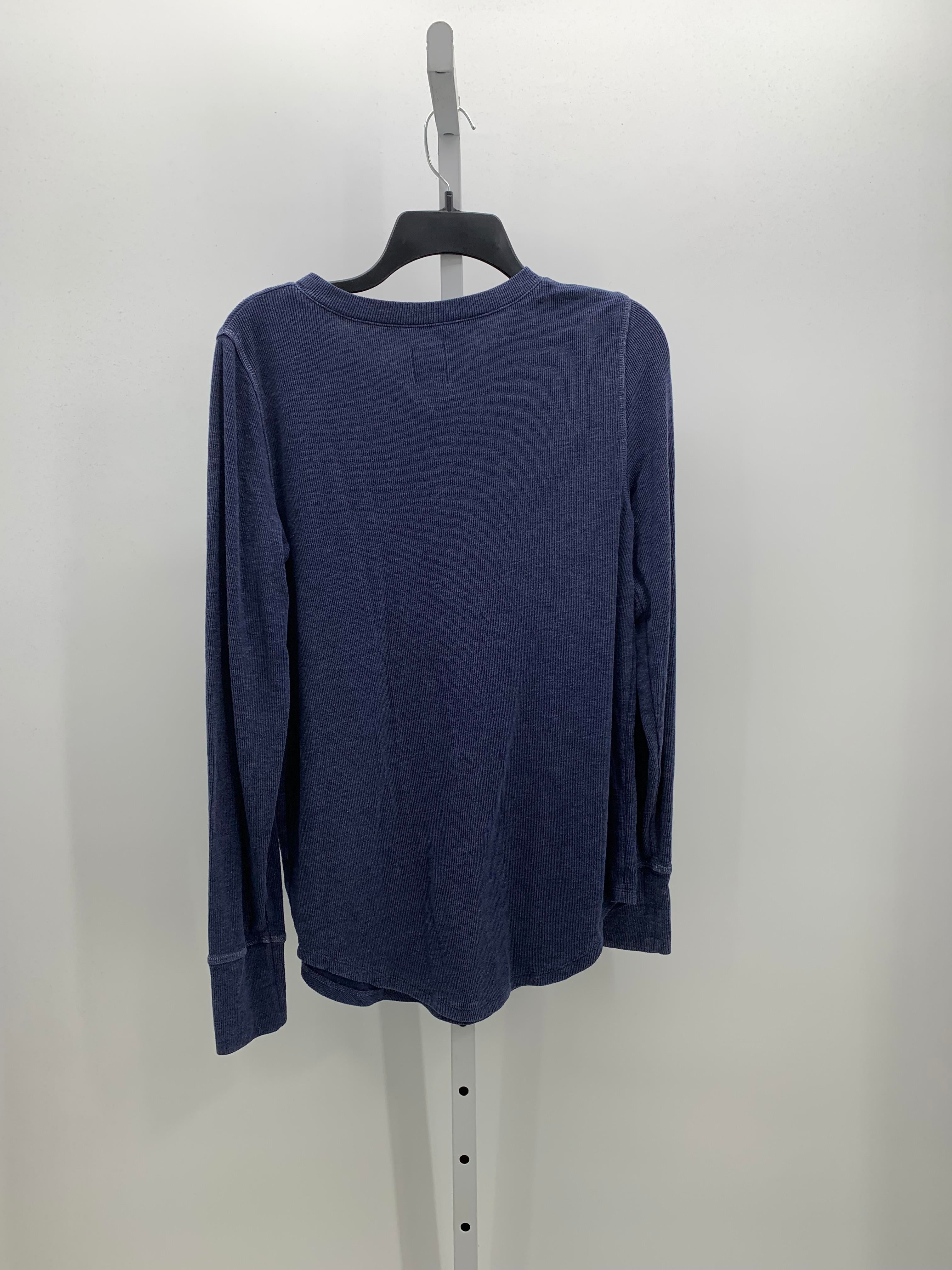 Gap Blue Size Medium Maternity Long Sleeve Shirt