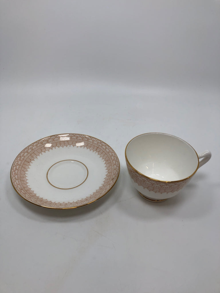 VTG BROWN LACE CROWN STAFFORD CUP/SAUCER.