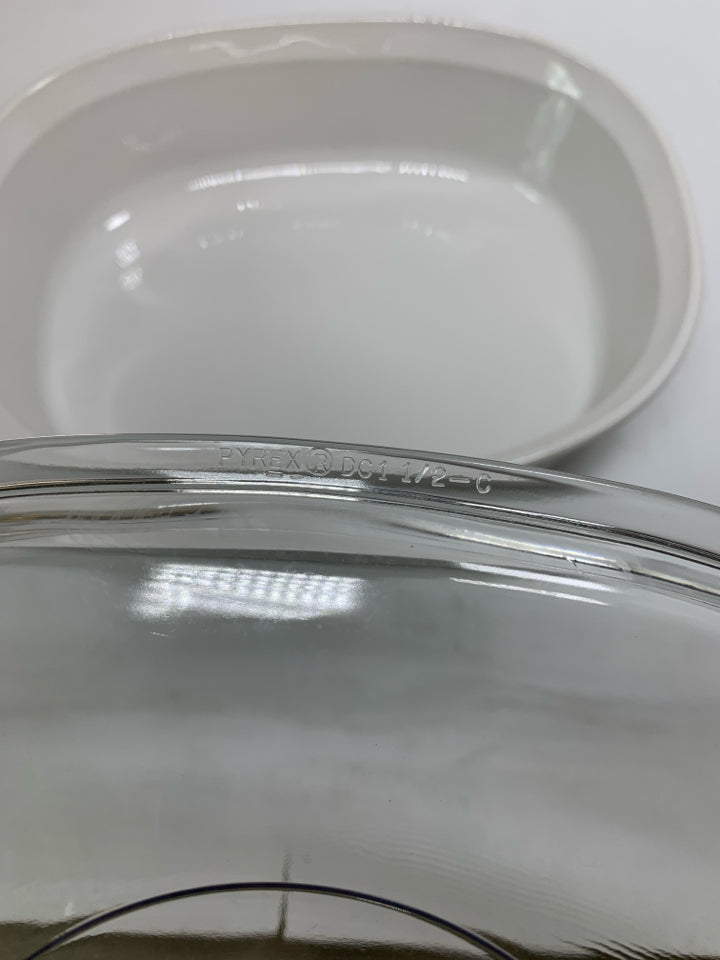 OVAL FRENCH WHITE RIBBED W/ LID.