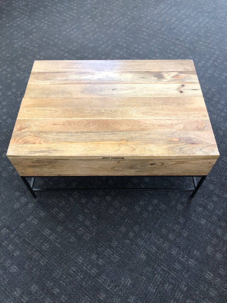 RECLAIMED WOOD COFFEE TABLE W/LIFT TOP, BLACK METAL BASE.