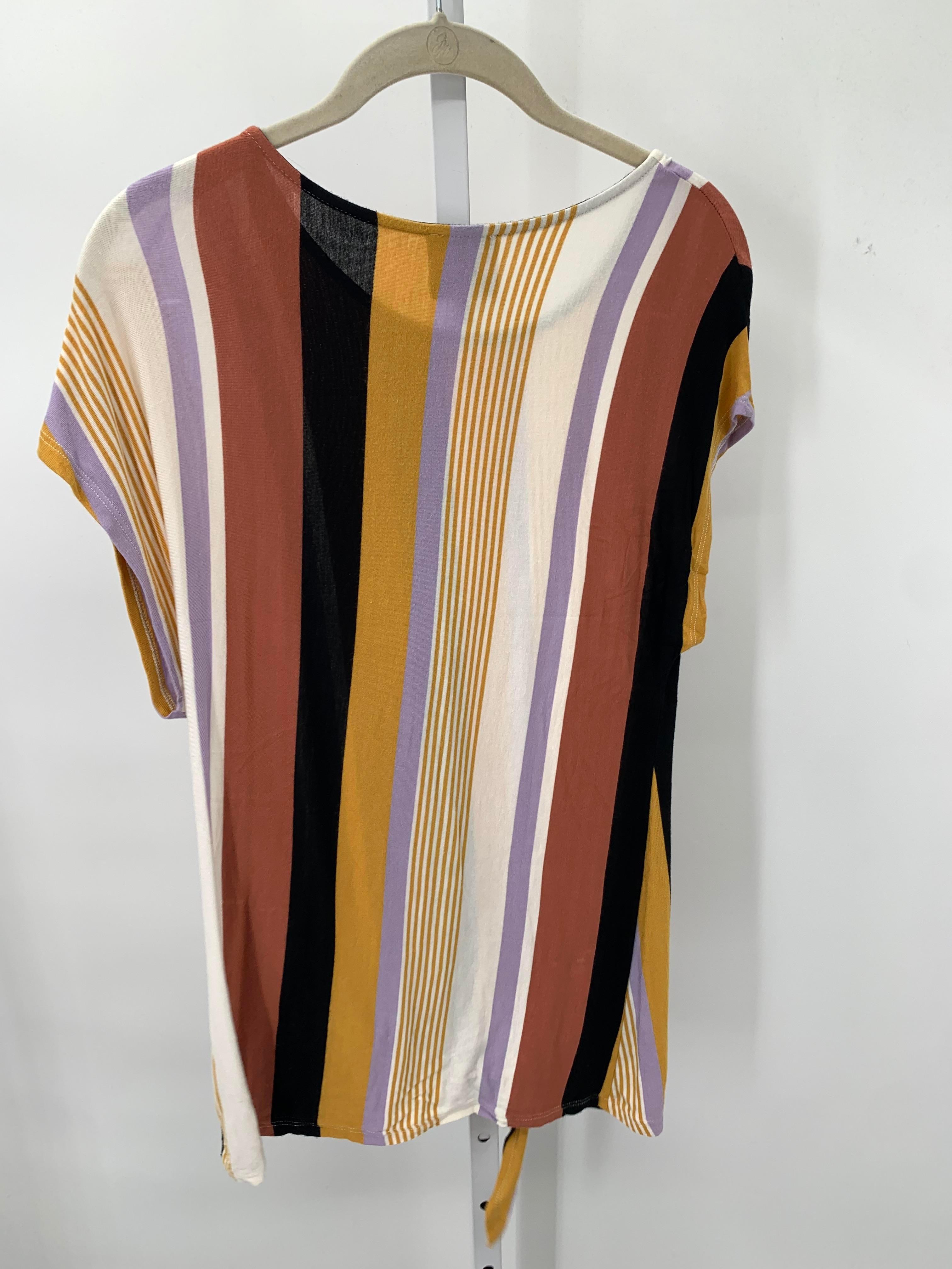 W5 Size Small Misses Short Sleeve Shirt