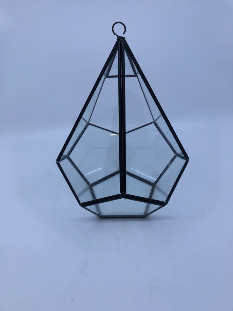 ABSTRACT TEARDROP SHAPE TERRARIUM.