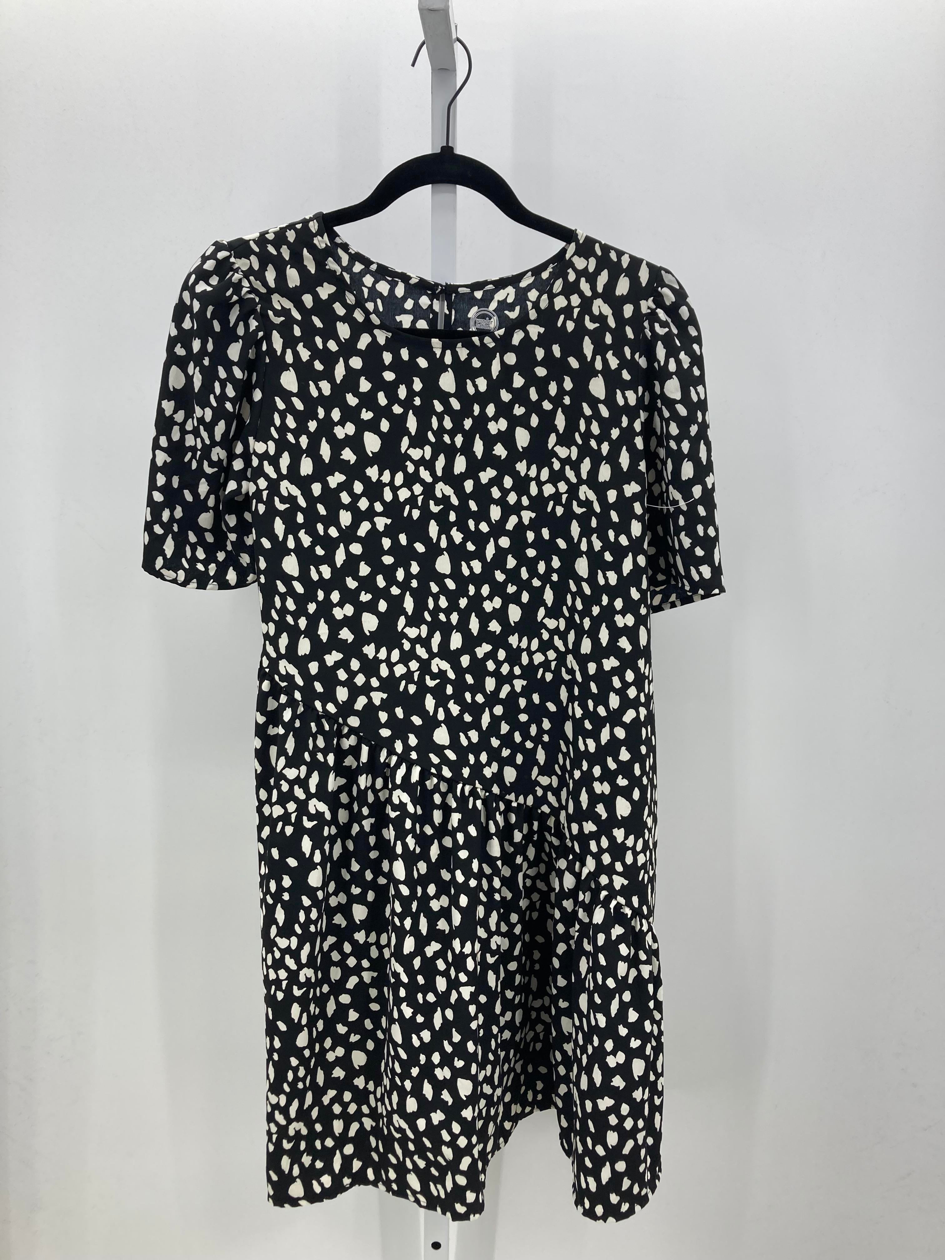 Wonder Nation Size 14-16 Girls Short Sleeve Dress