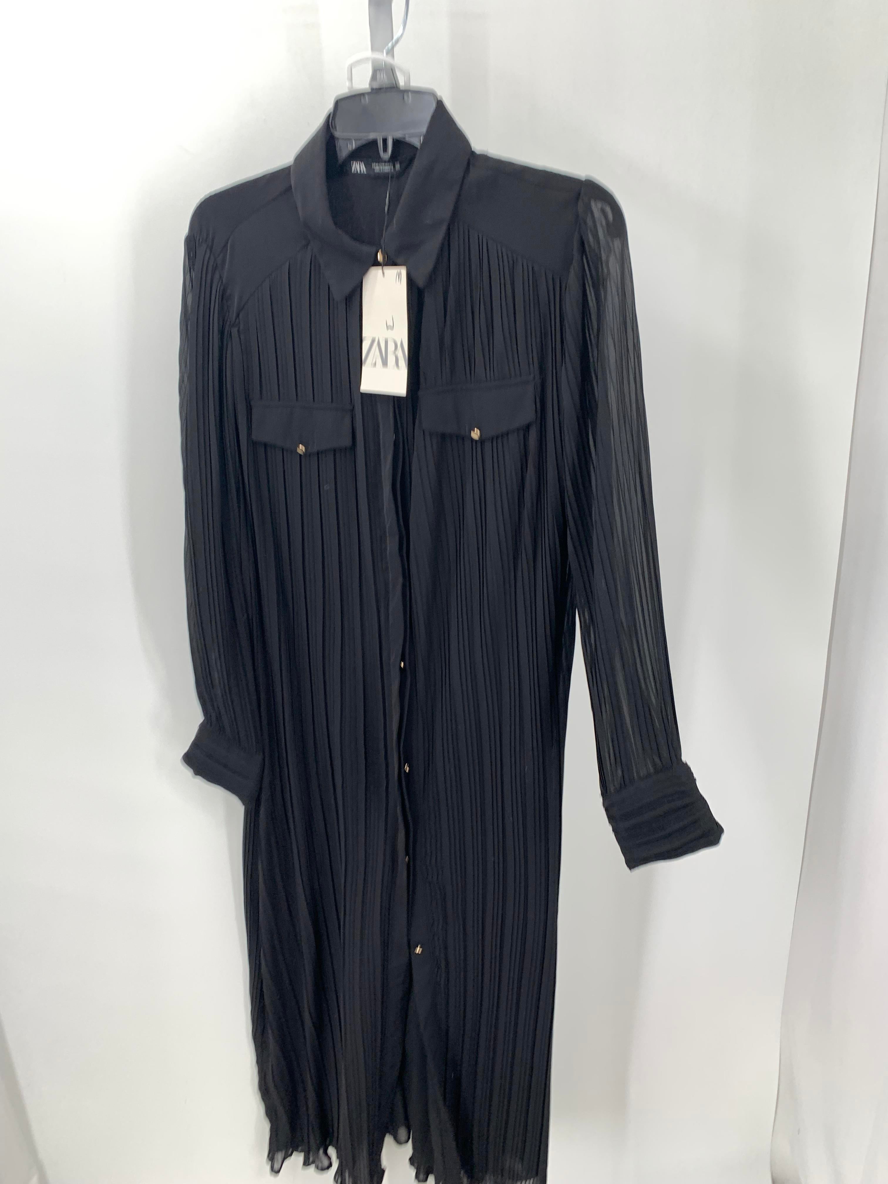 Zara Size Medium Misses Long Sleeve Dress