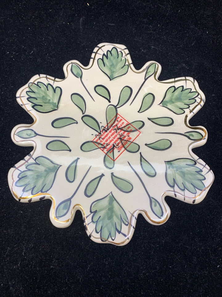 CERAMIC LEAF SHAPED CANDLE PLATE.