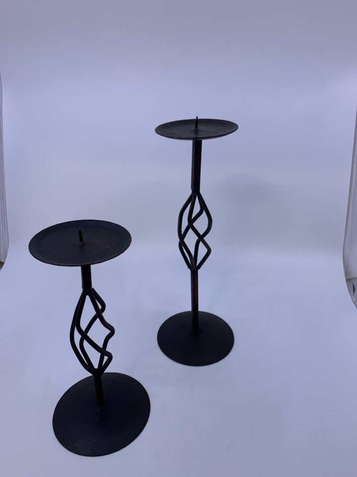 2 BLACK RUSTIC METAL PILLAR CANDLE HOLDERS W/ SPIRAL.