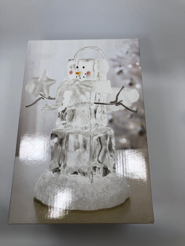 ACRYLIC SNOWMAN LIGHT IN BOX.
