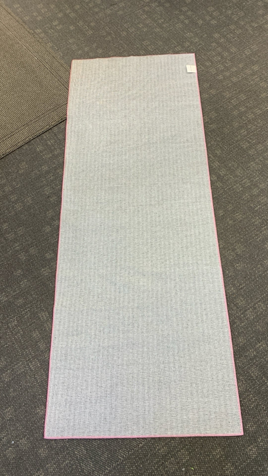 PINK W/ GREEN FLOWERS RUG RUNNER WASHABLE.